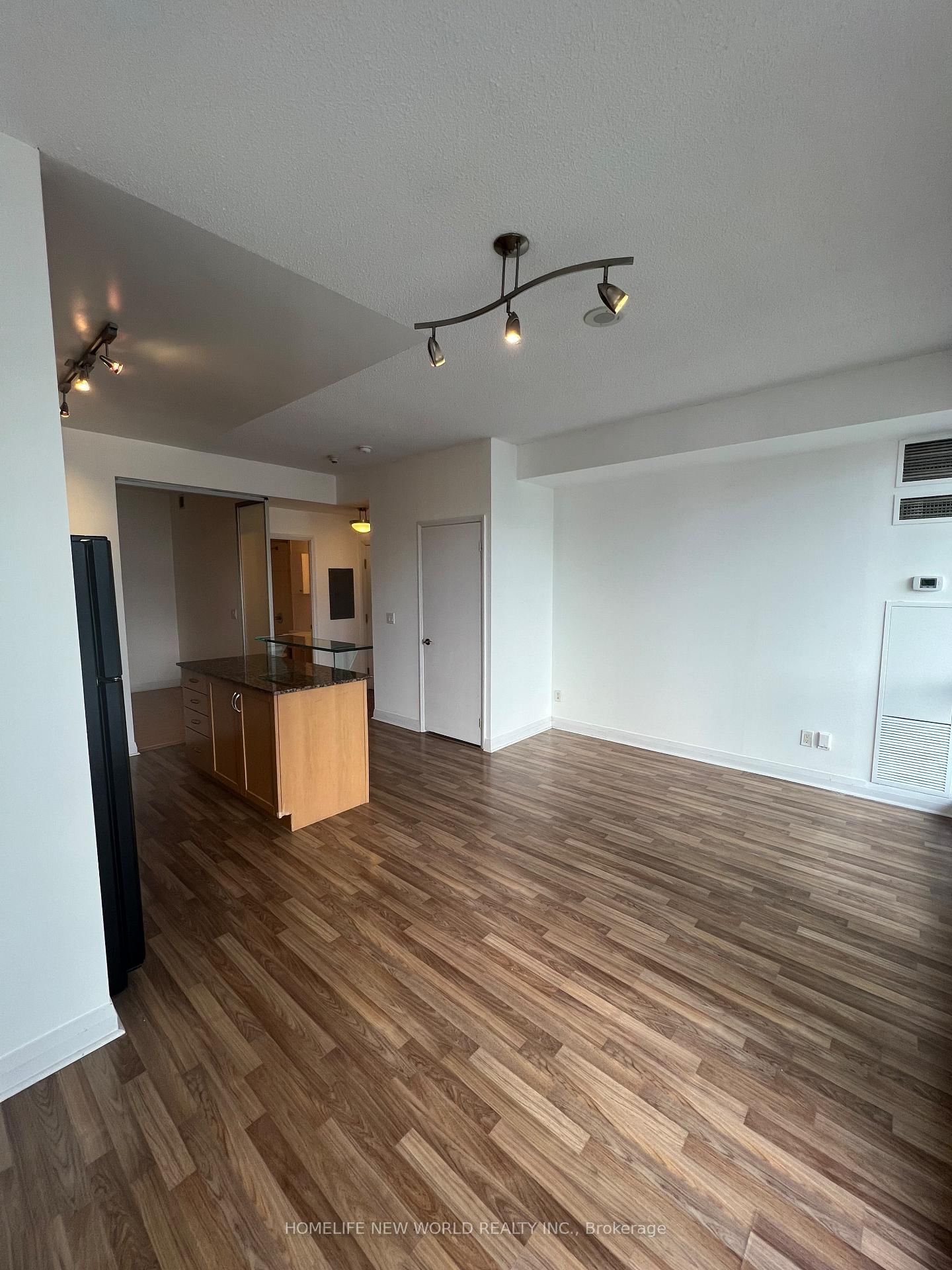 220 Victoria Street • #1308 • Toronto, ON photo 5