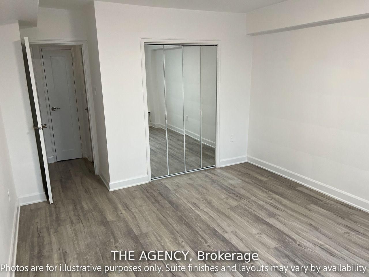 407 - 34 Carscadden Drive, Toronto 4