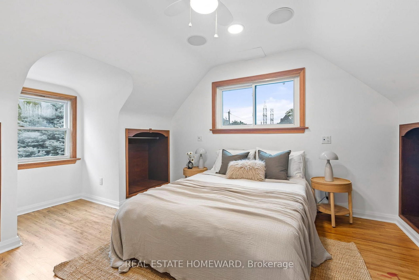 9 Dromore Crescent • Toronto, ON photo 23