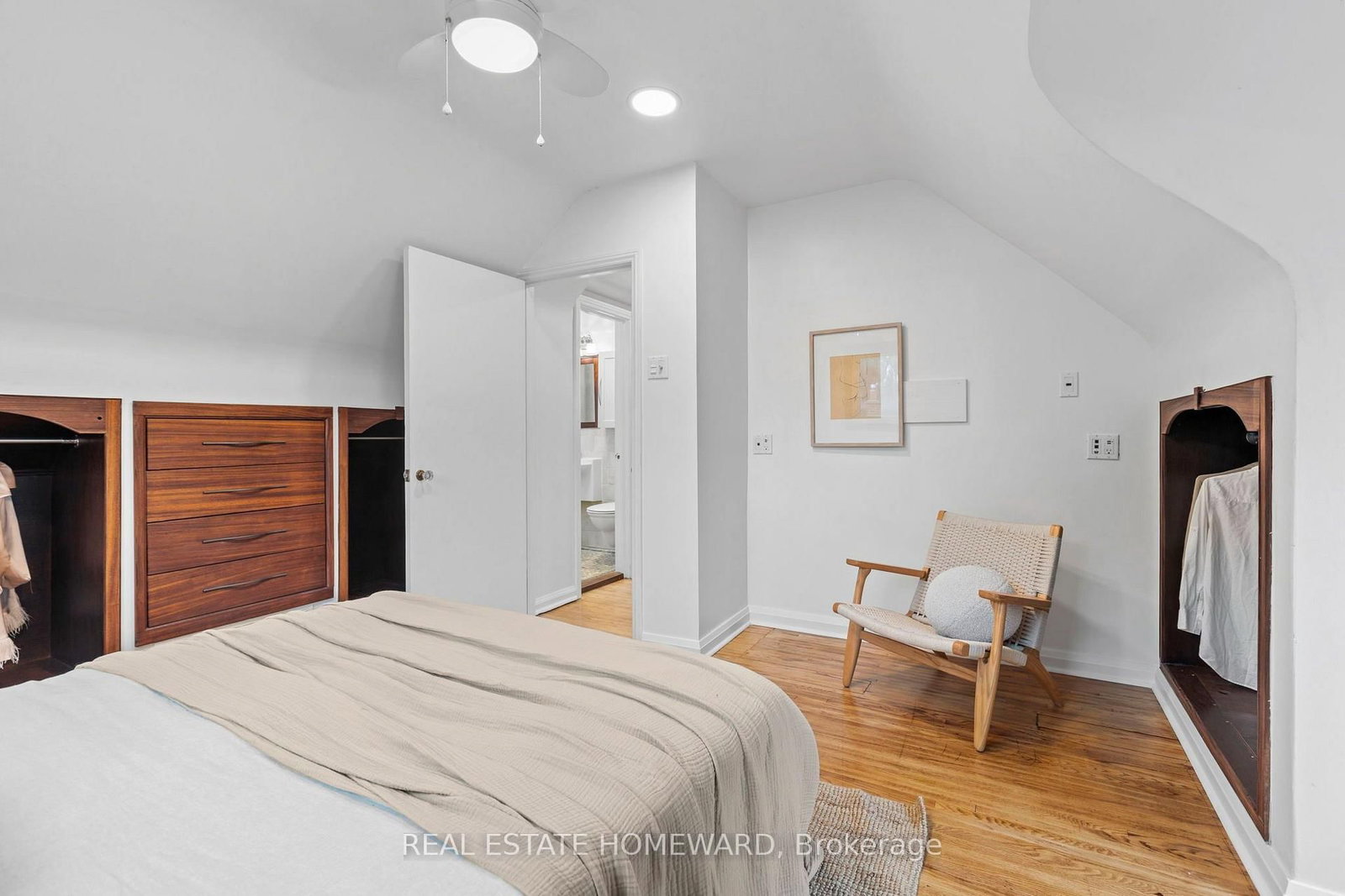 9 Dromore Crescent • Toronto, ON photo 25