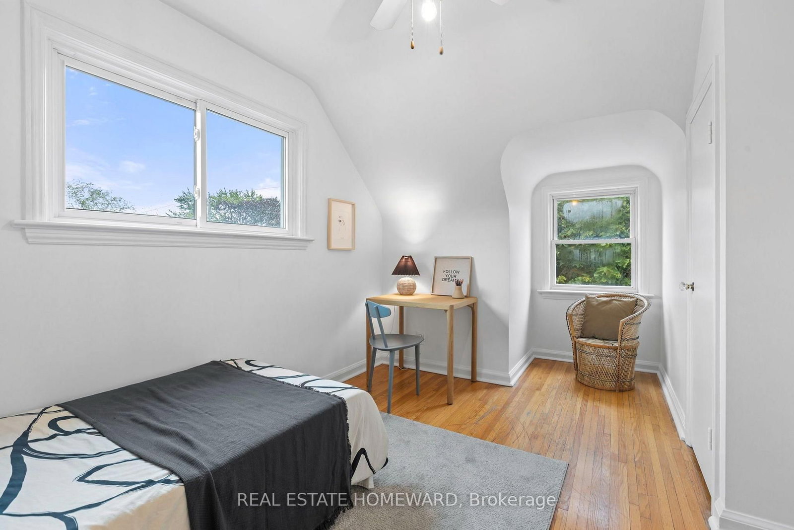 9 Dromore Crescent • Toronto, ON photo 26