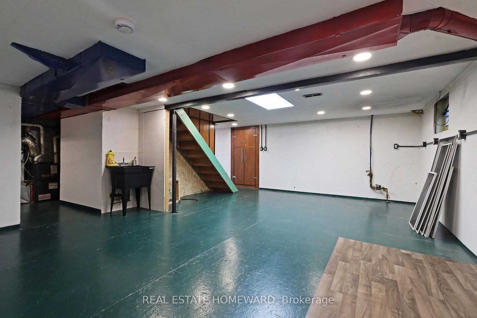 9 Dromore Crescent • Toronto, ON photo 29
