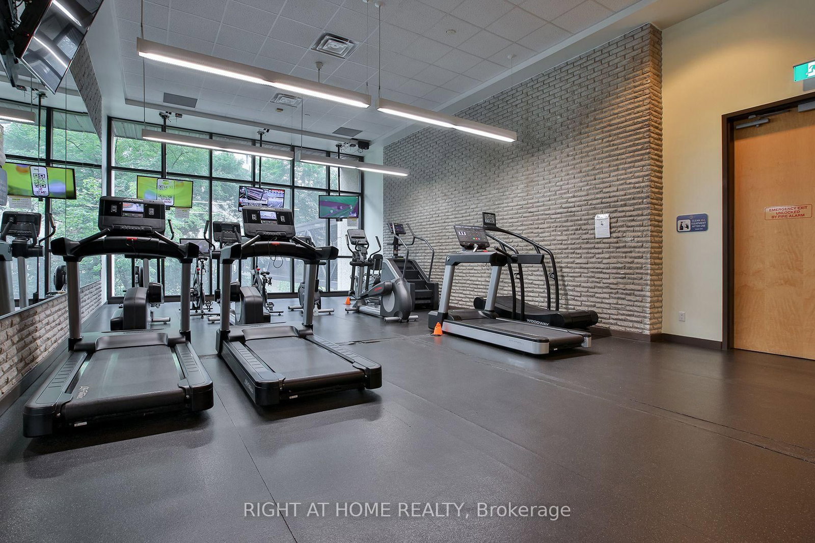 33 Harbour Square • #2606 • Toronto, ON photo 28