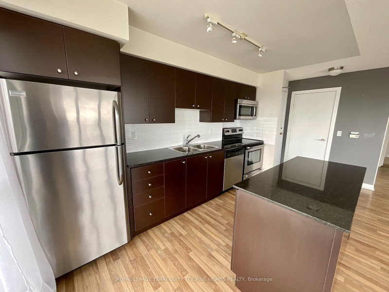 1709 - 100 Western Battery Road