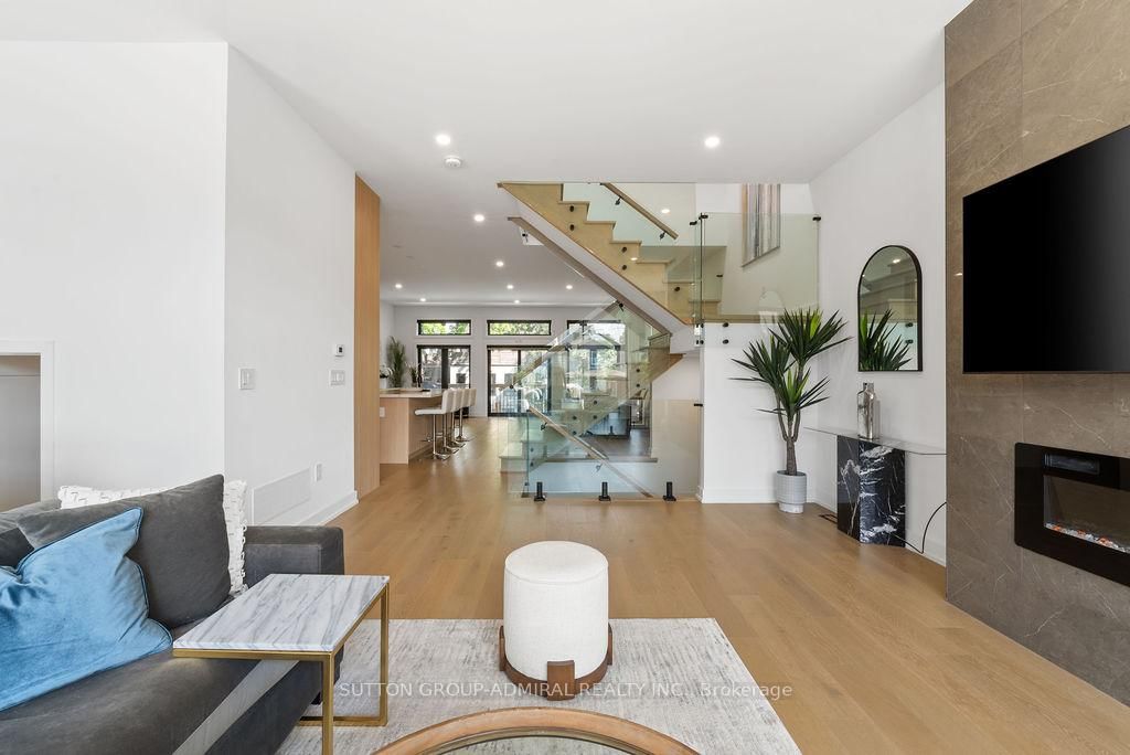 80 Bude Street • Toronto, ON photo 8