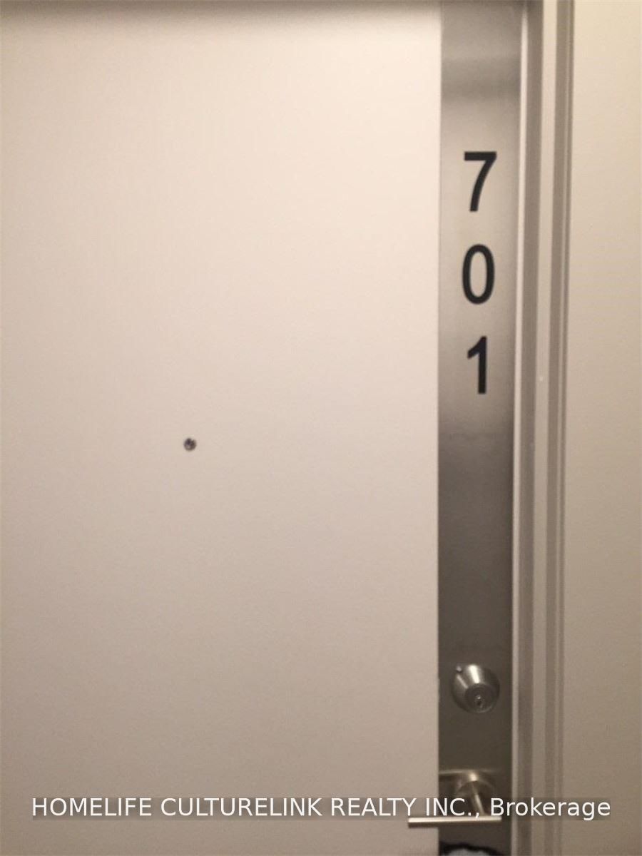701 - 128 Fairview Mall Drive 2
