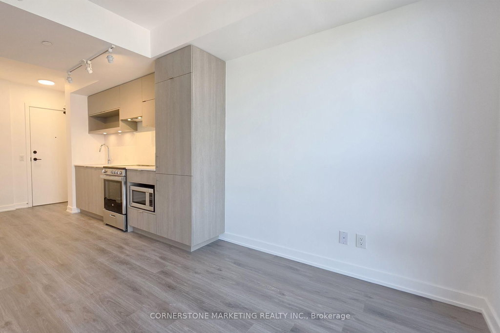2202 - 100 Queen Street E 2