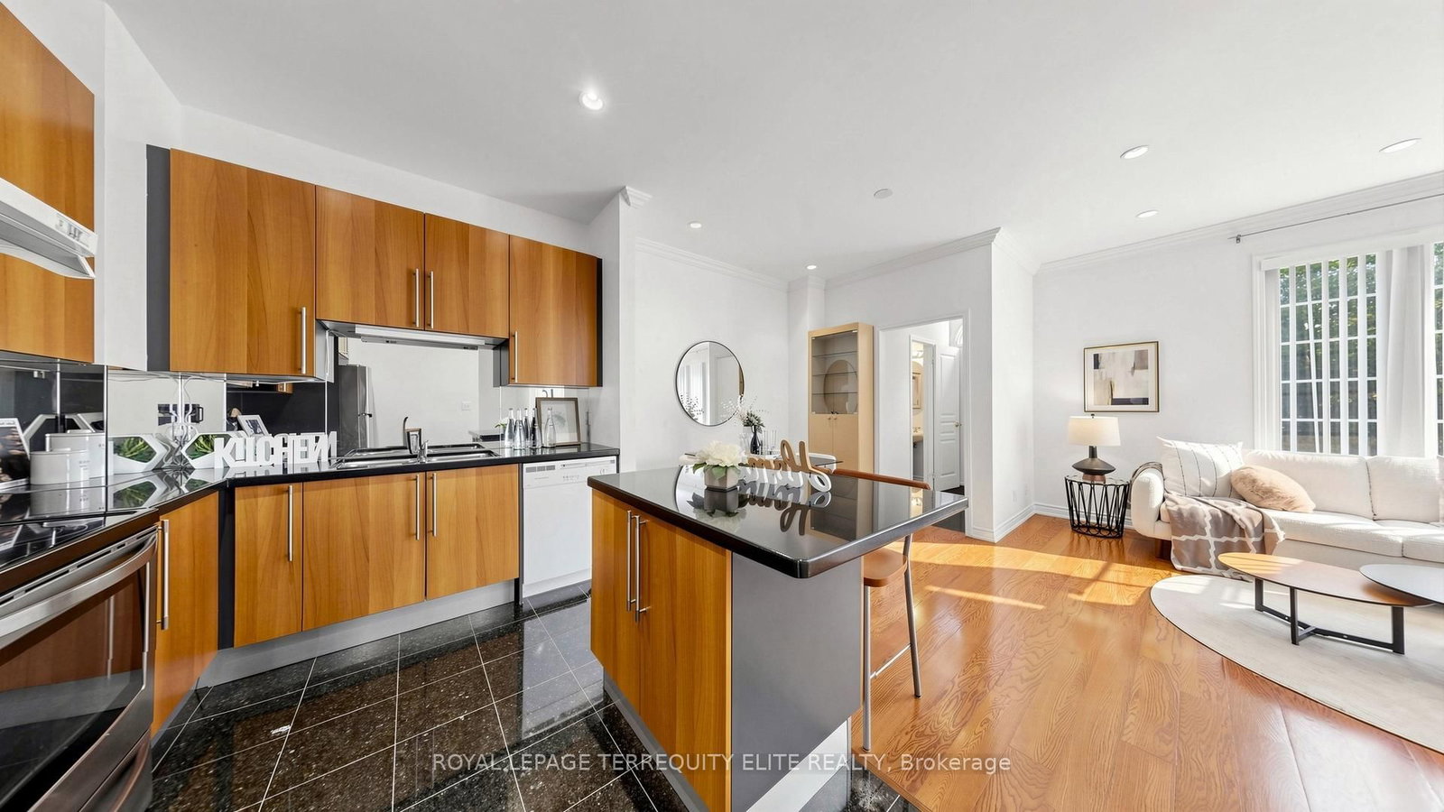 11 Everson Drive • #412 • Toronto, ON photo 16