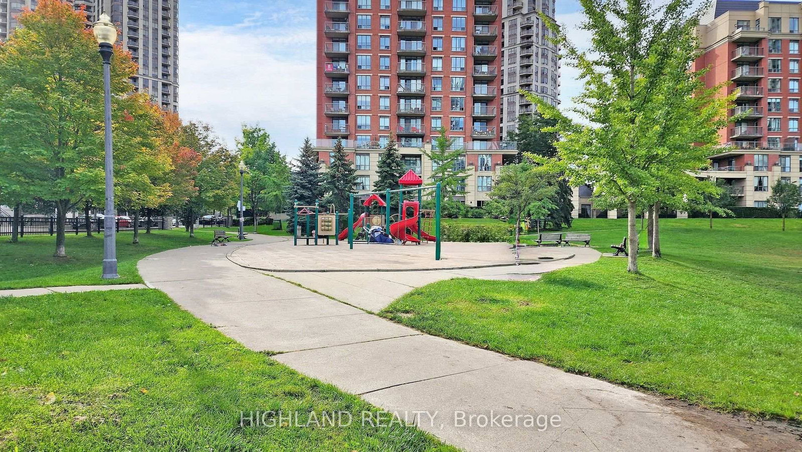 18 Harrison Garden Boulevard • #1002 • Toronto, ON photo 23