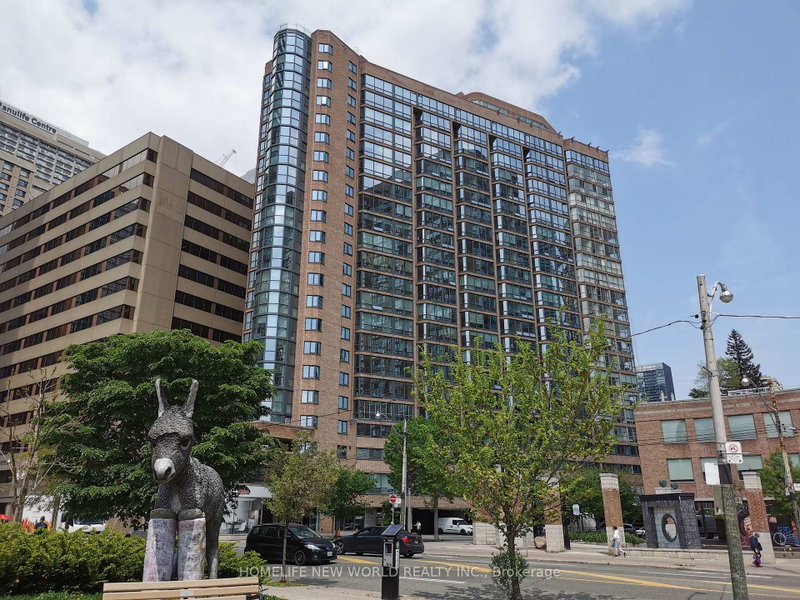 610 - 1055 Bay Street