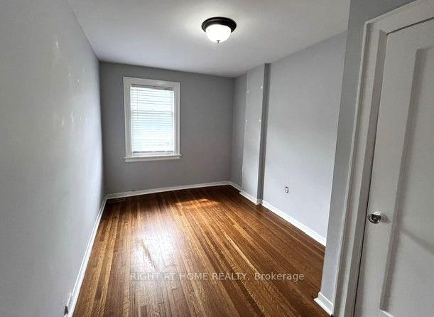 77 St Germain Avenue • Toronto, ON photo 18