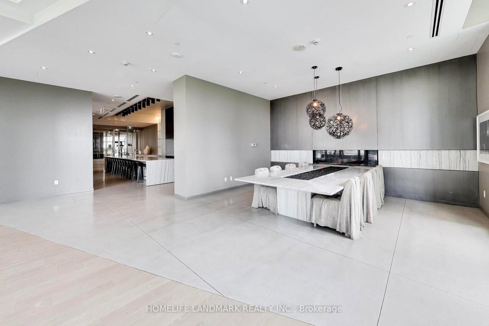 88 Harbour Street • #2410 • Toronto, ON photo 32