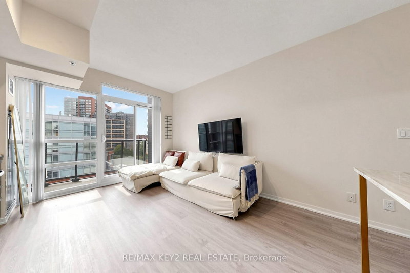 811 - 68 Abell Street