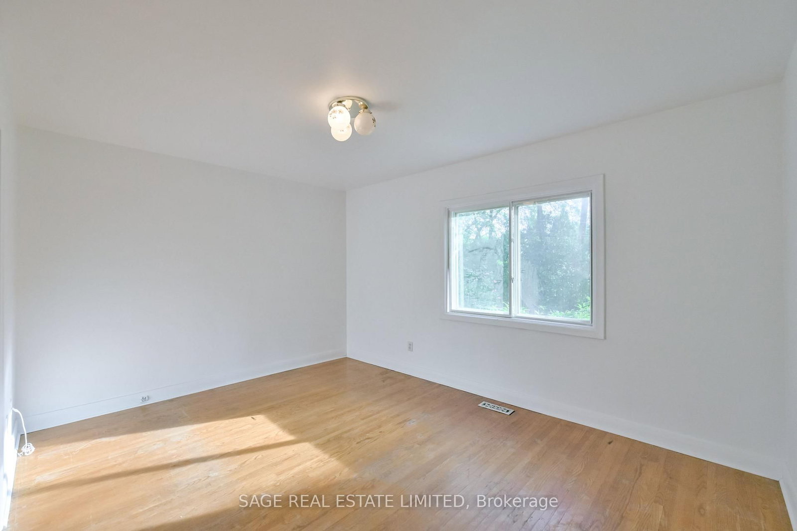 56 Grangemill Crescent • Toronto, ON photo 26