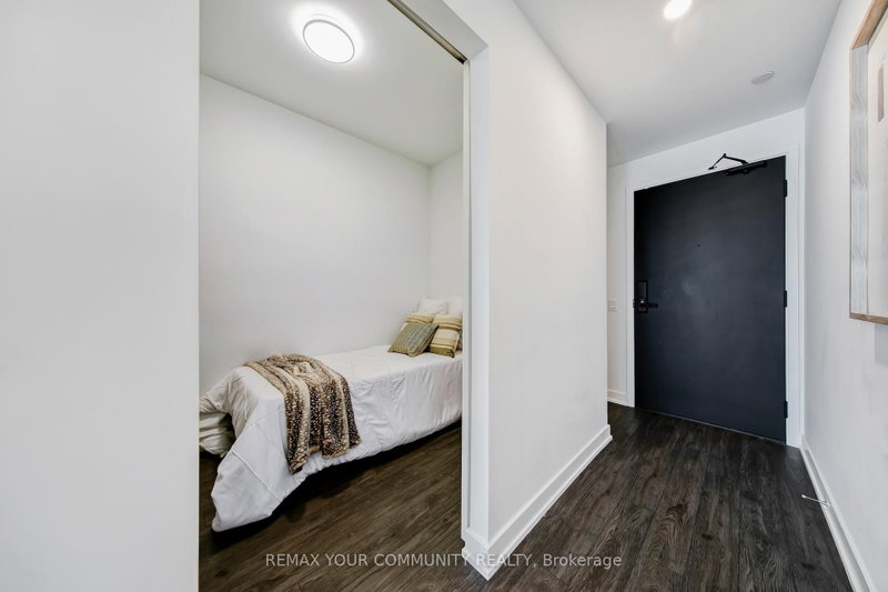 5012 - 88 Queen St. East Street