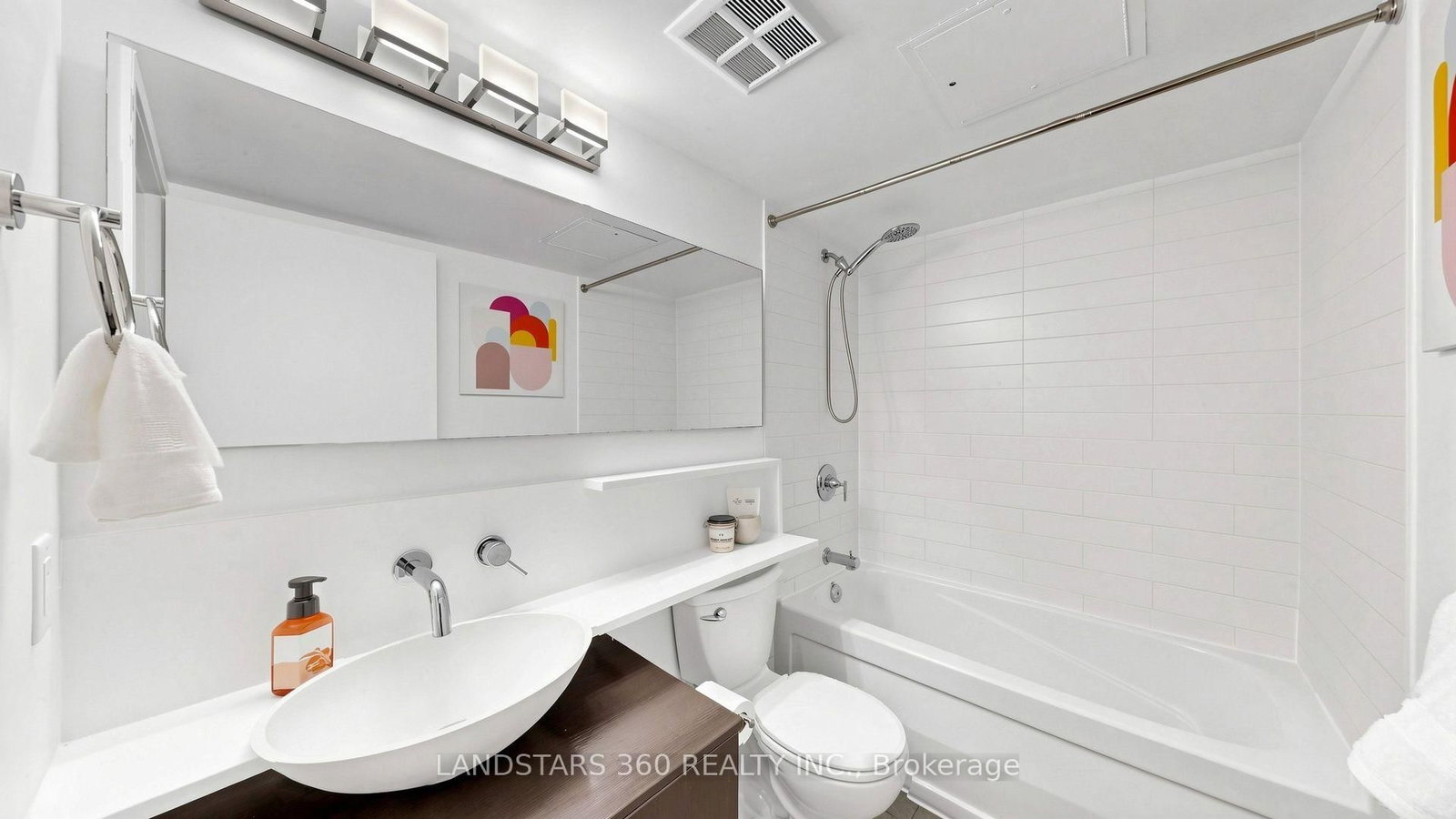 15 Fort York Boulevard • #1811 • Toronto, ON photo 16