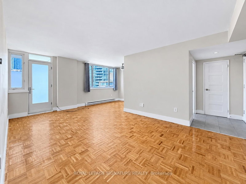 1102 - 55 Isabella Street