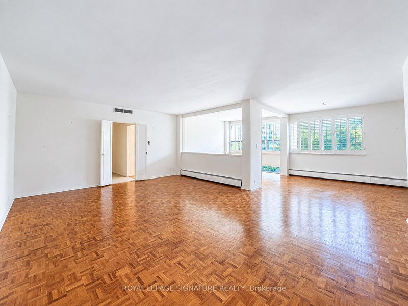 401 - 9 Deer Park Crescent