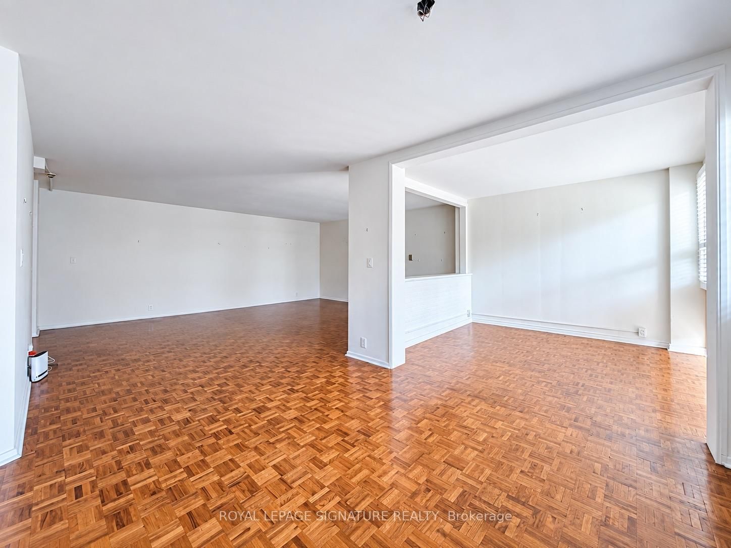 401-9 Deer Park Cres, Toronto, view 6