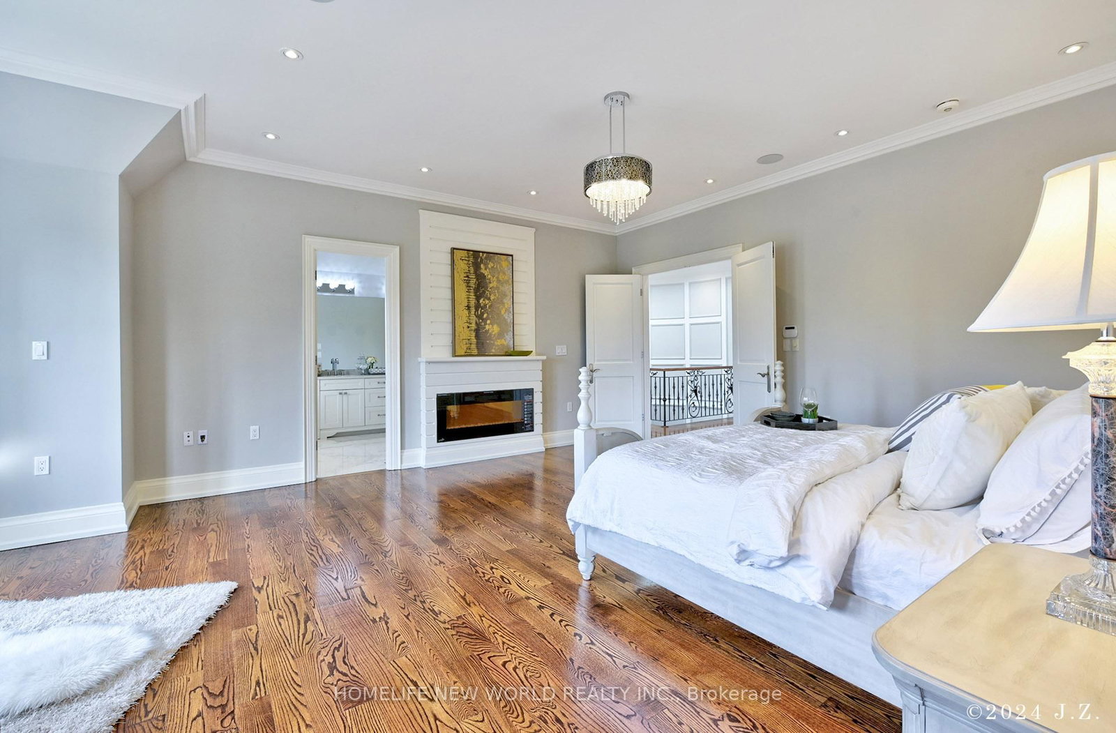 120 Homewood Avenue • Toronto, ON photo 25