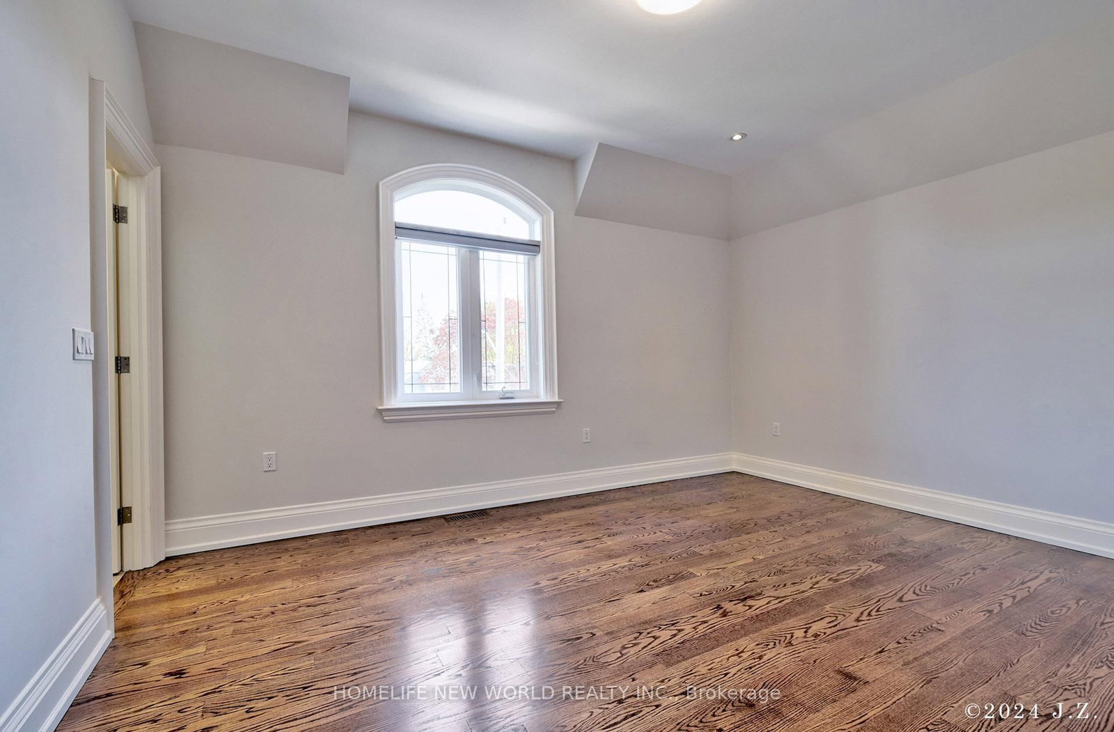 120 Homewood Avenue • Toronto, ON photo 36
