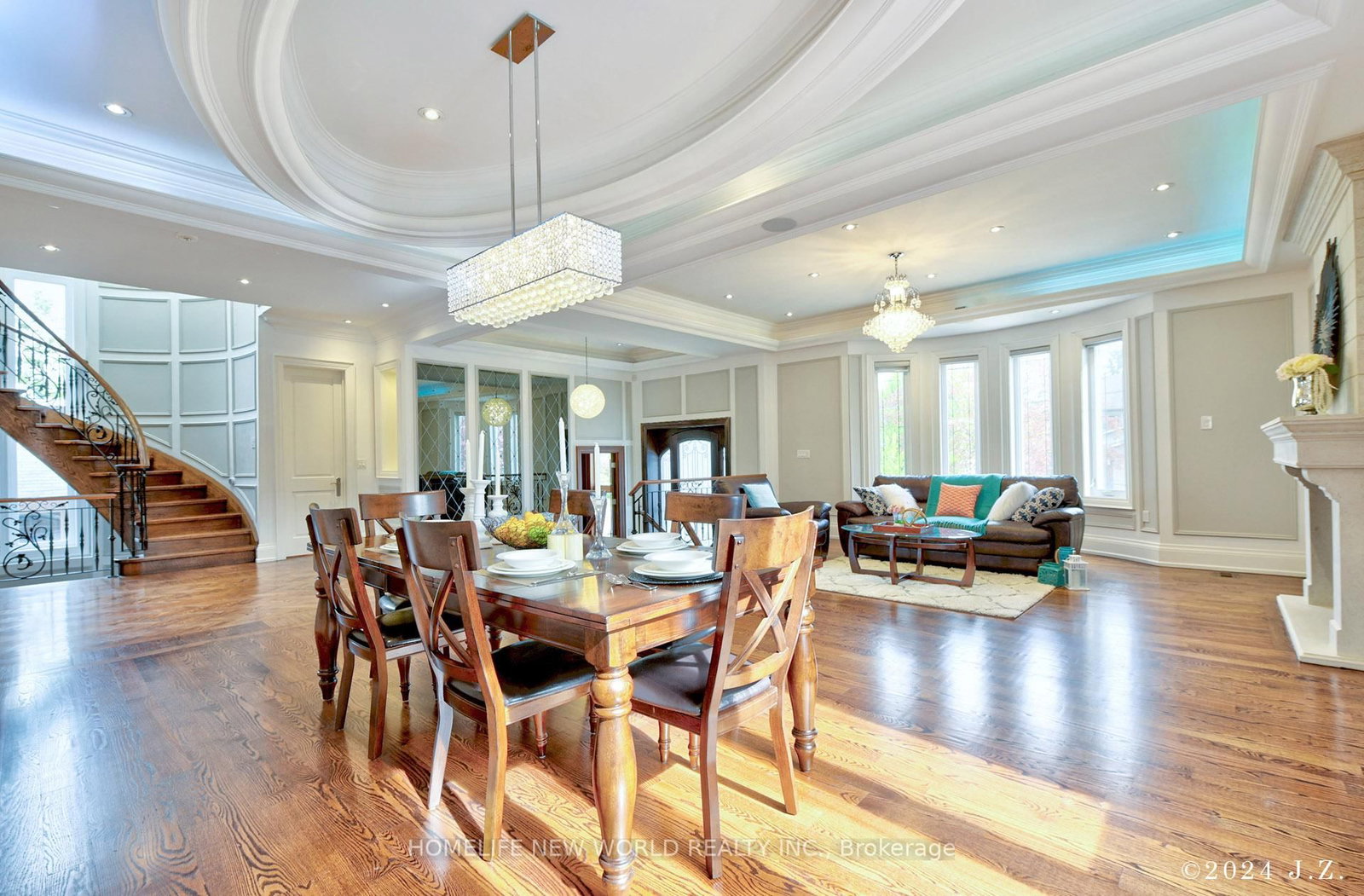 120 Homewood Avenue • Toronto, ON photo 8
