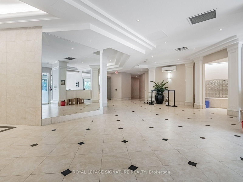 627 - 801 King Street W