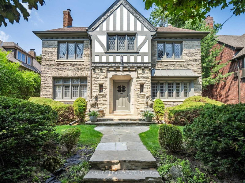 14 Dewbourne Avenue
