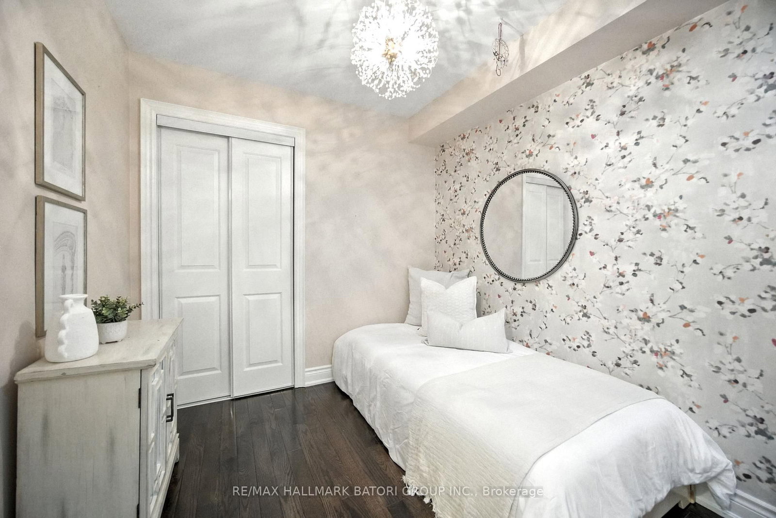 2110 Bayview Avenue • Toronto, ON photo 11