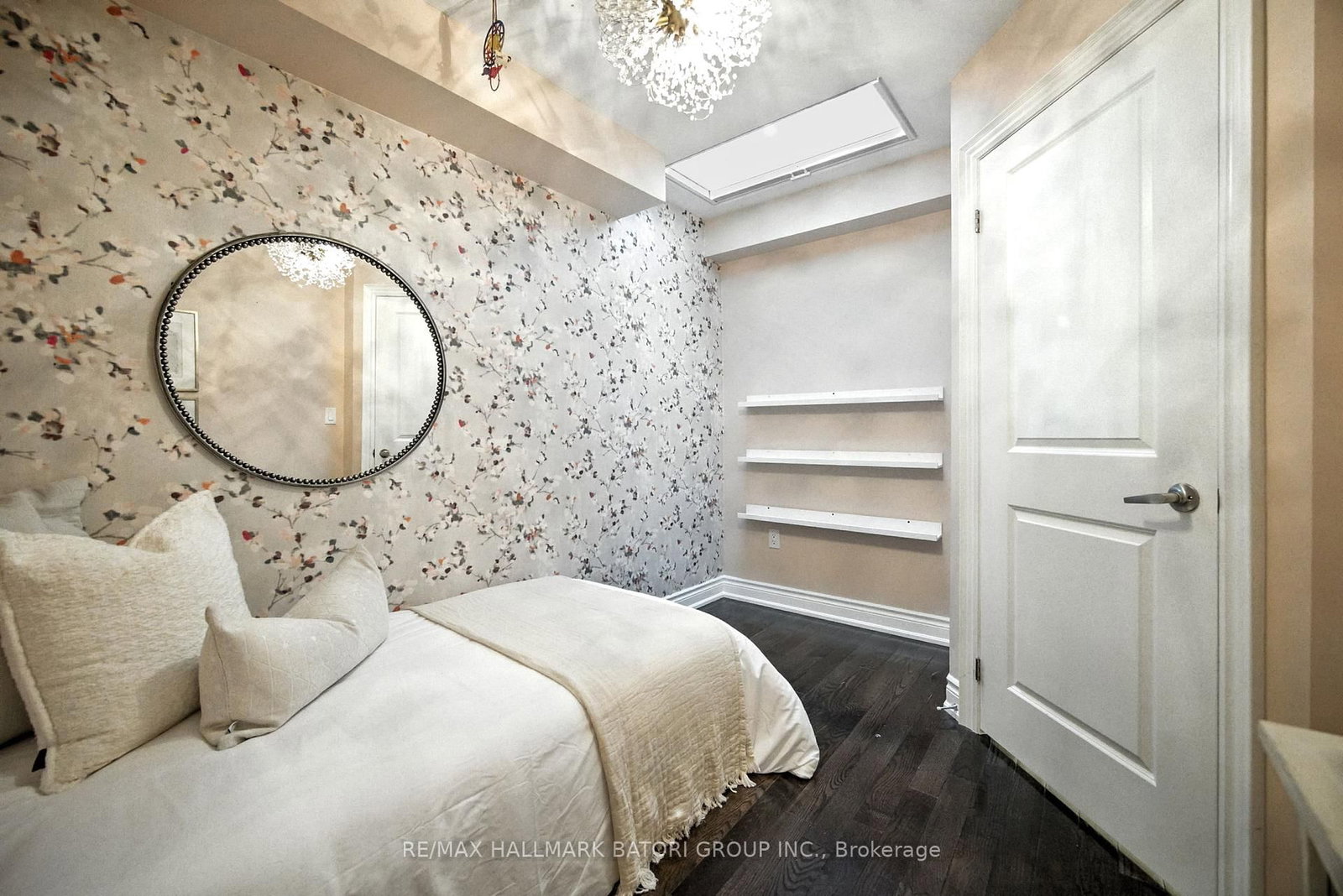2110 Bayview Avenue • Toronto, ON photo 12