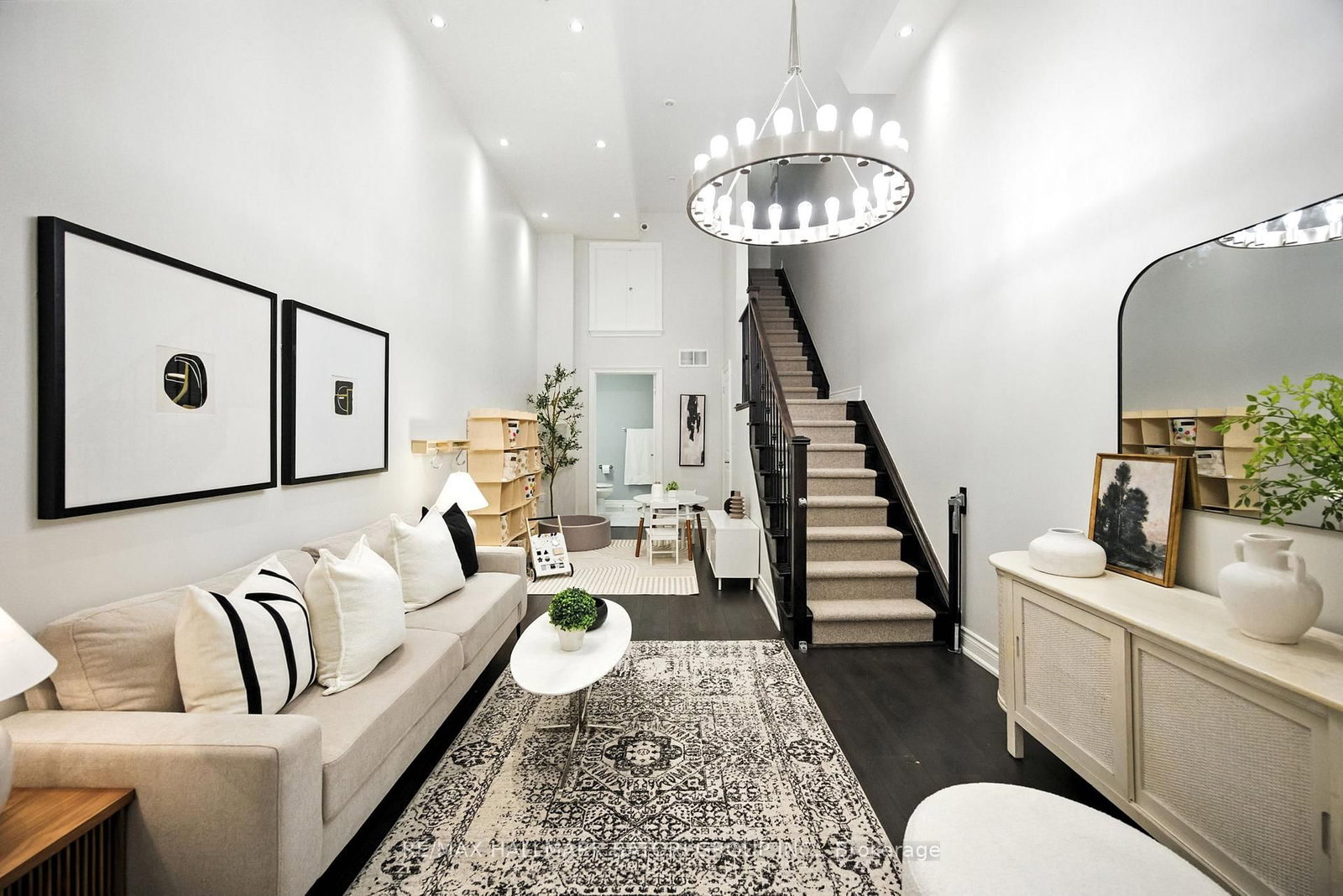 2110 Bayview Avenue • Toronto, ON photo 23