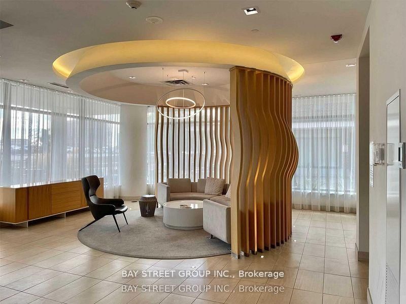 1204 - 150 Fairview Mall Drive