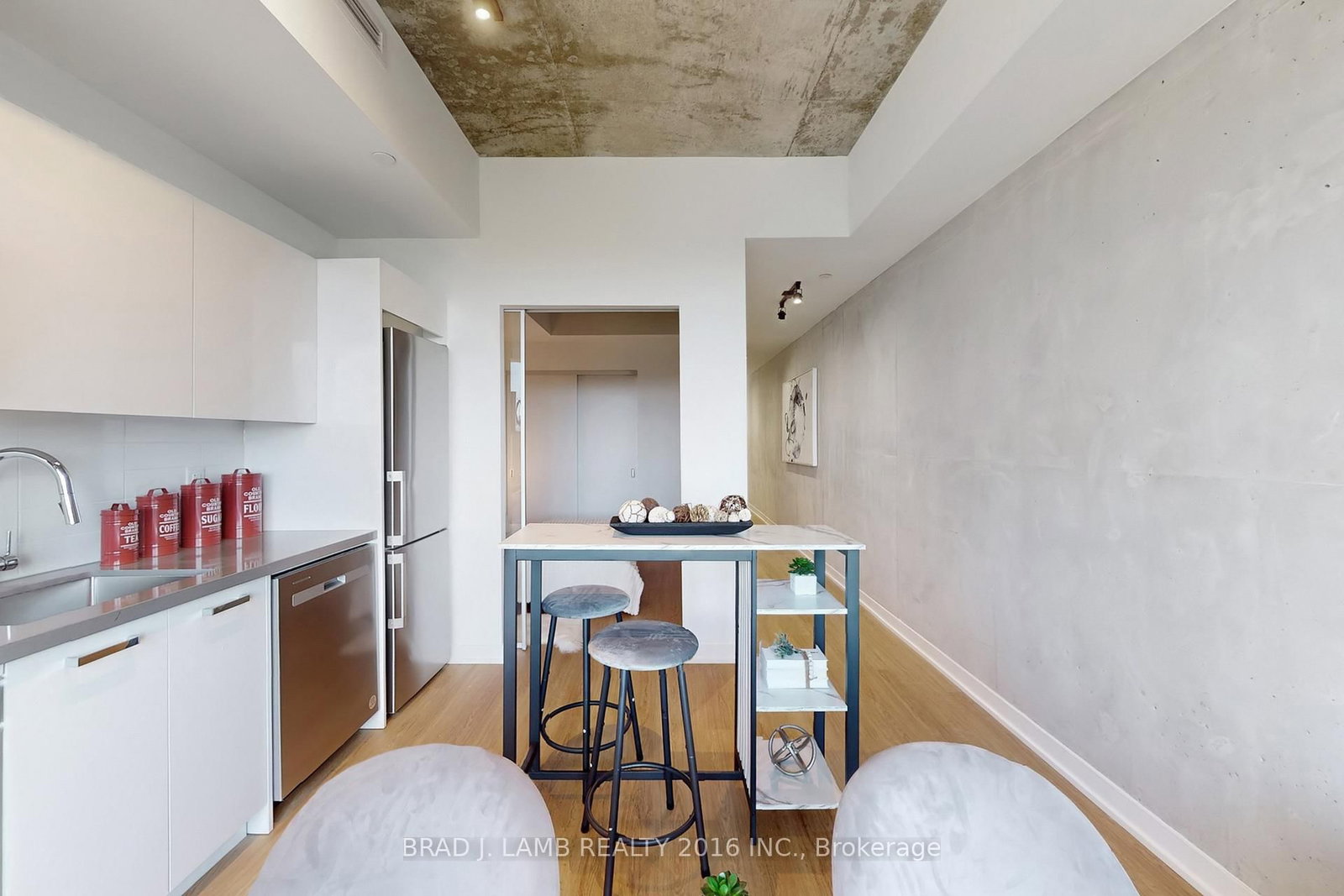 195 McCaul Street • #705 • Toronto, ON photo 13