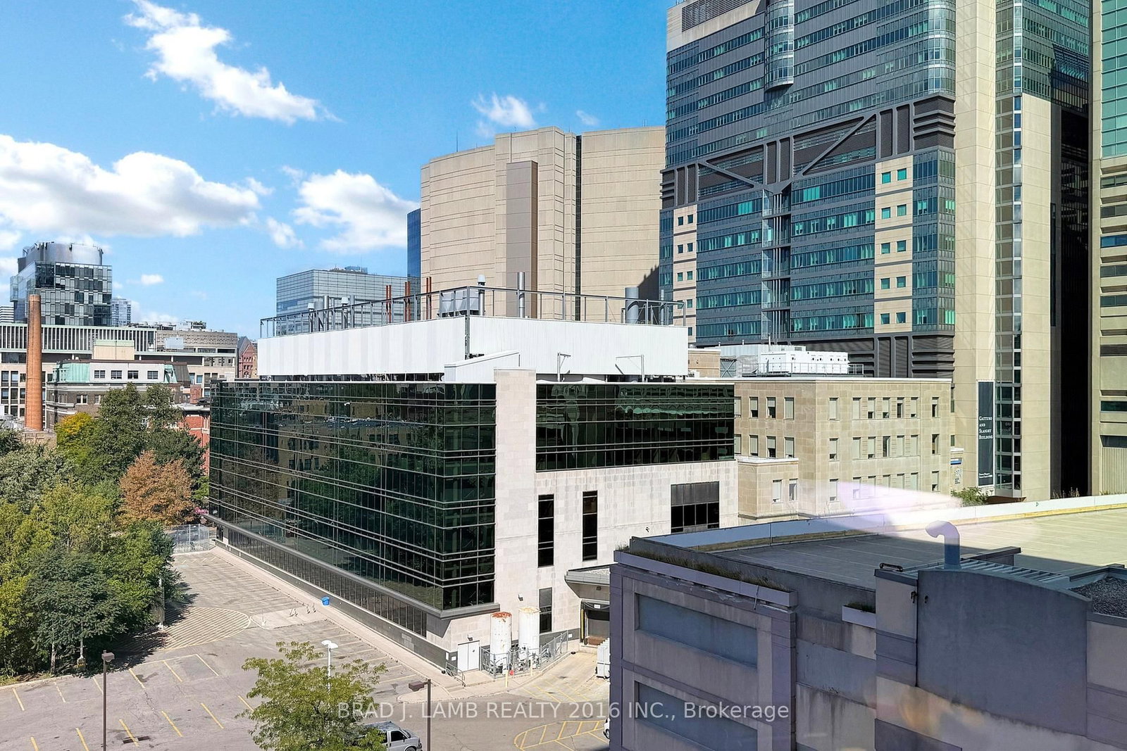195 McCaul Street • #705 • Toronto, ON photo 32