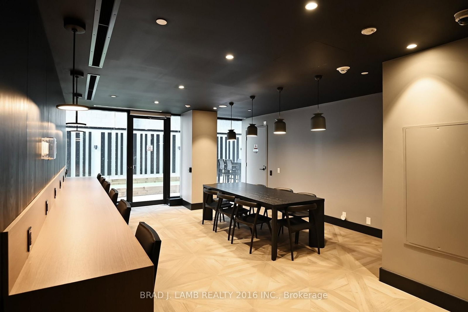 195 McCaul Street • #705 • Toronto, ON photo 38