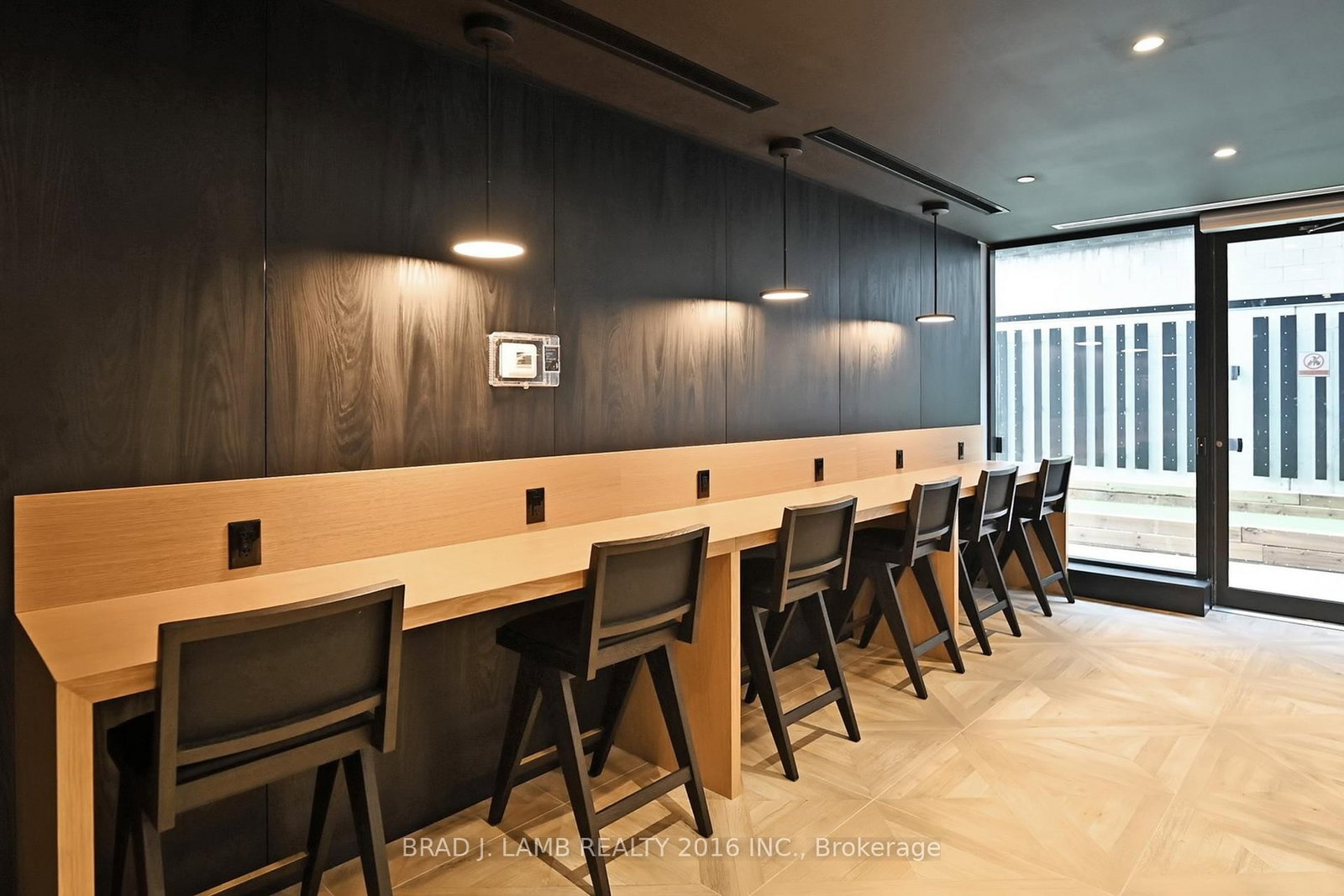 195 McCaul Street • #705 • Toronto, ON photo 39