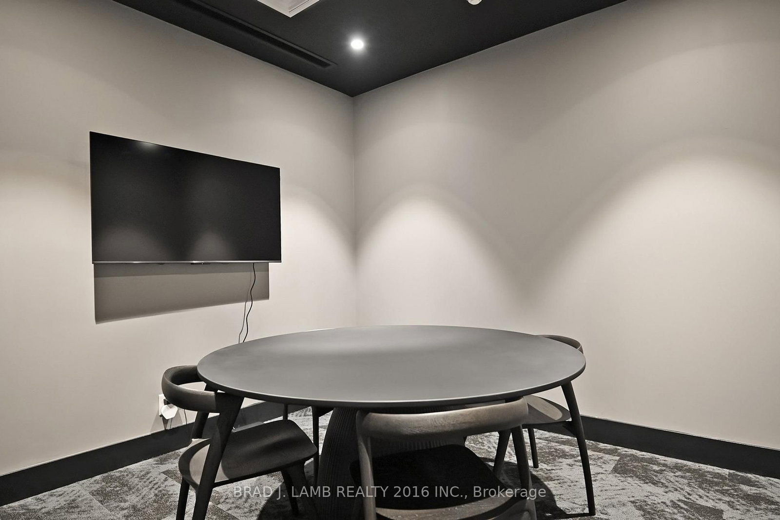 195 McCaul Street • #705 • Toronto, ON photo 41