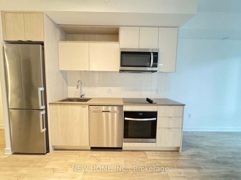 2011 - 100 Dalhousie Street
