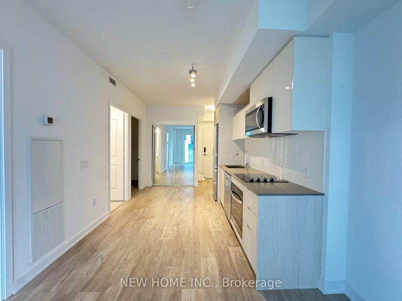 2011 - 100 Dalhousie Street
