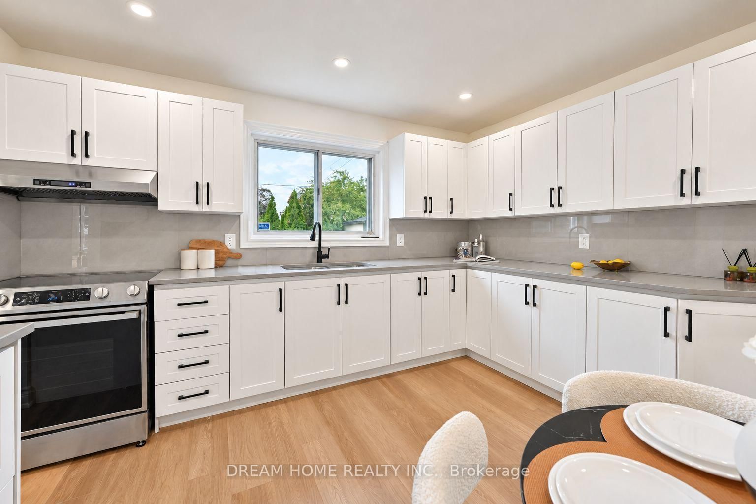 47 Clareville Crescent • Toronto, ON photo 27