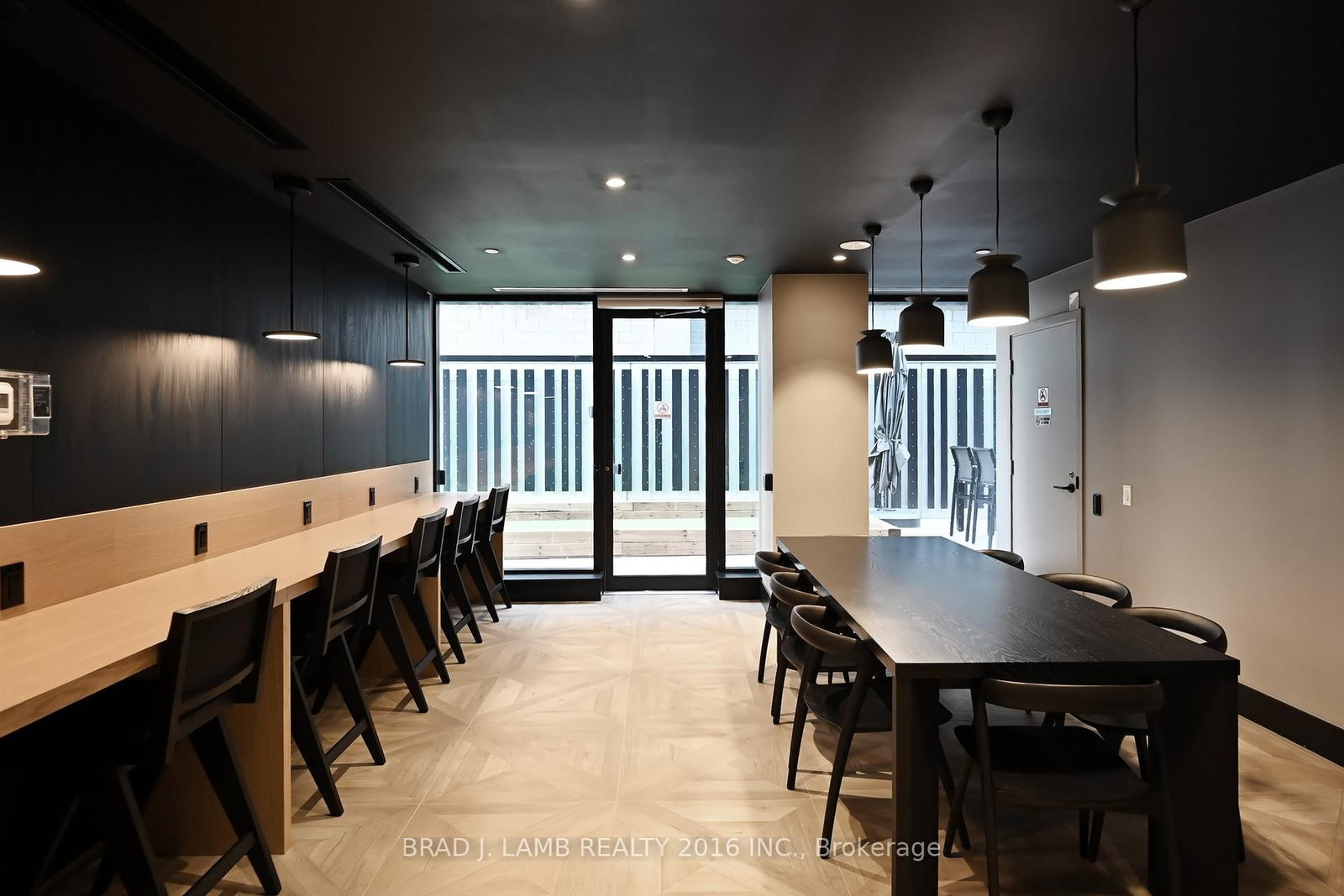 195 McCaul Street • #1011 • Toronto, ON photo 39
