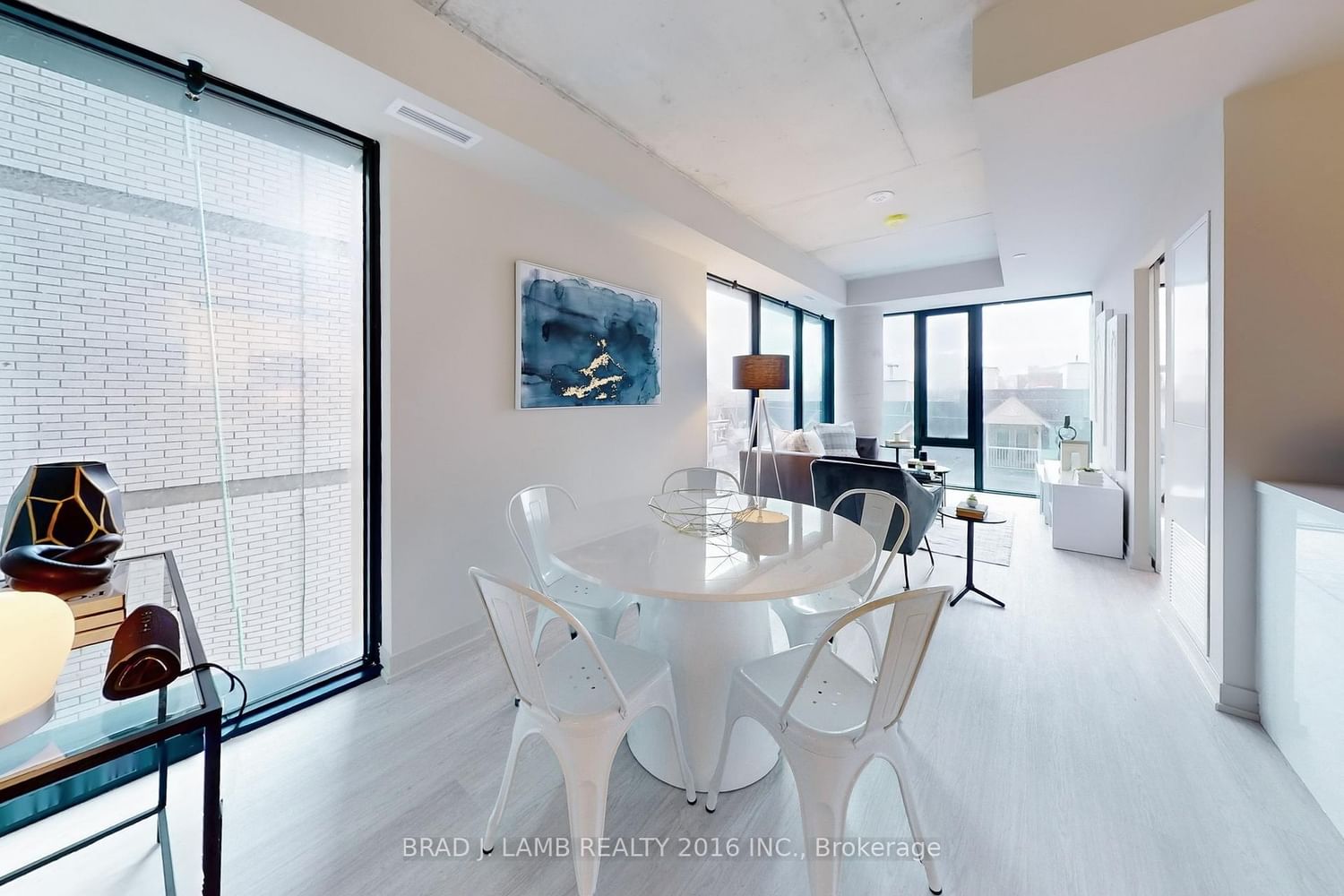 195 McCaul Street • #518 • Toronto, ON photo 13