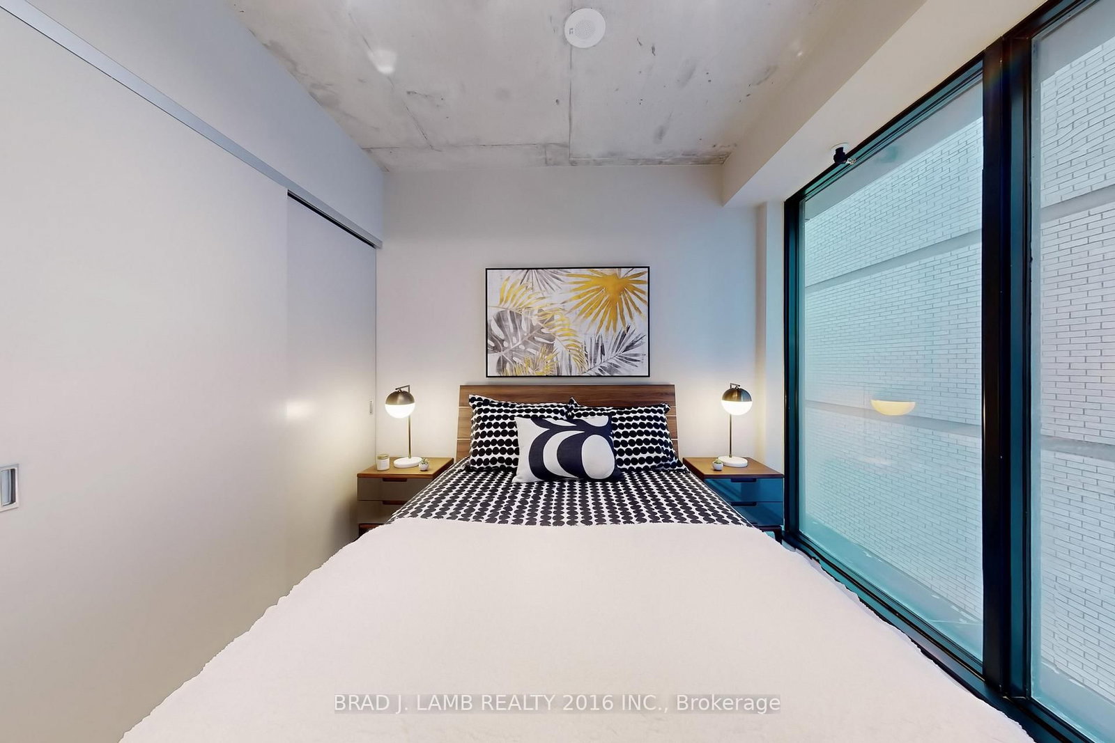 195 McCaul Street • #518 • Toronto, ON photo 30