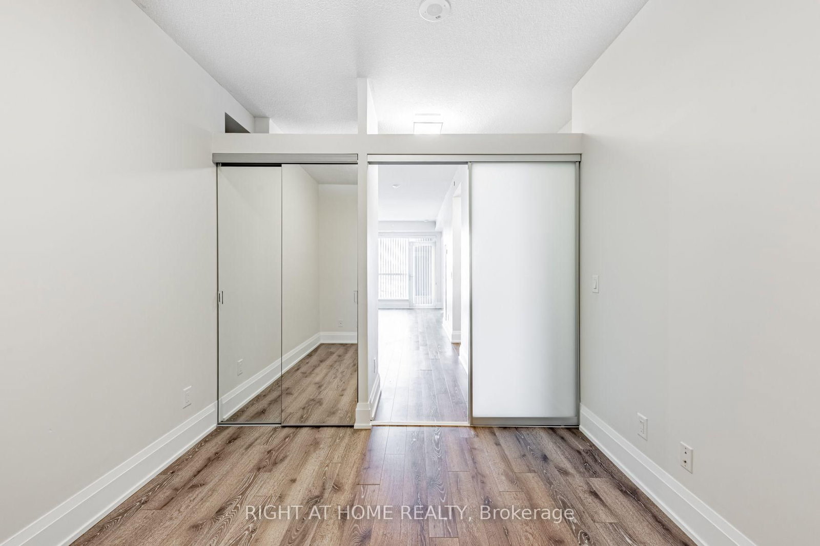 120 Harrison Garden Blvd Boulevard • #521 • Toronto, ON photo 24