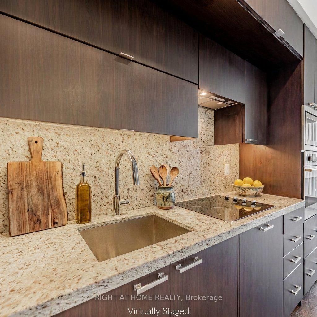 120 Harrison Garden Blvd Boulevard • #521 • Toronto, ON photo 4