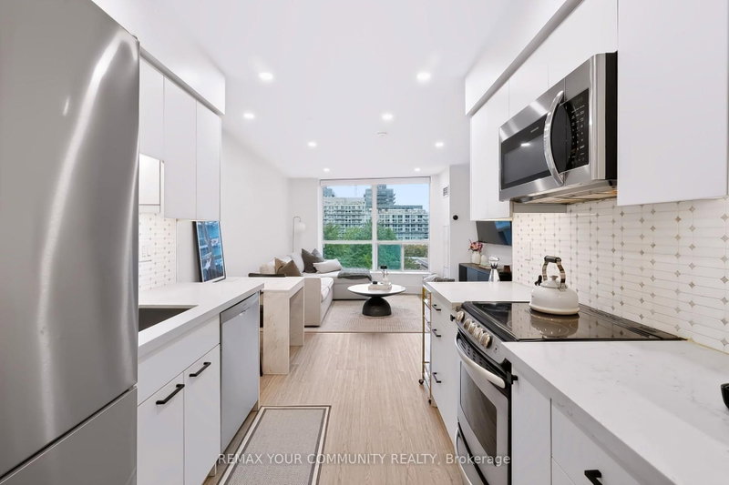402 - 50 Lynn Williams Street