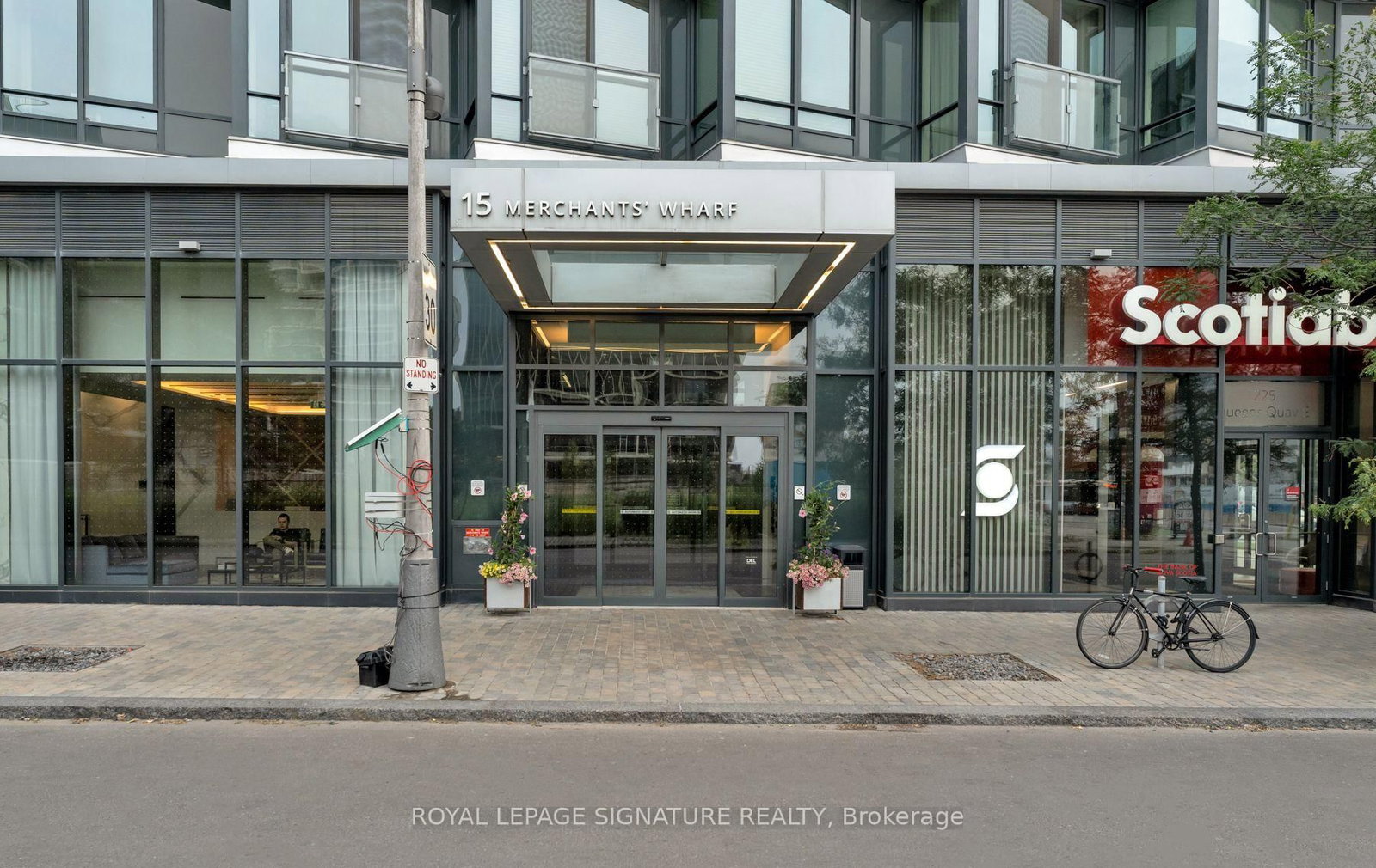 15 Merchants' Wharf • #442 • Toronto, ON photo 29