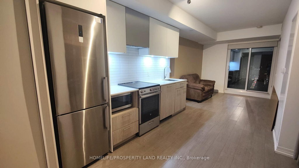 4002 - 251 Jarvis Street 4