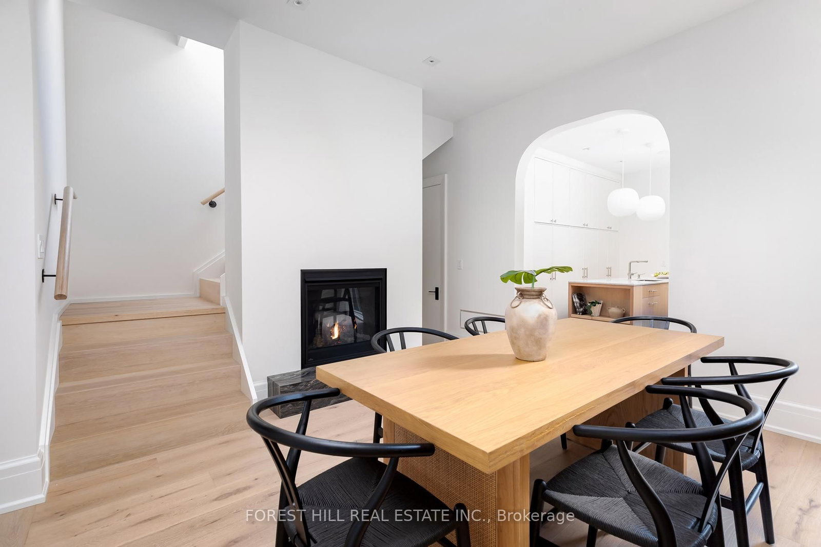 61 Foxley Street • Toronto, ON photo 11