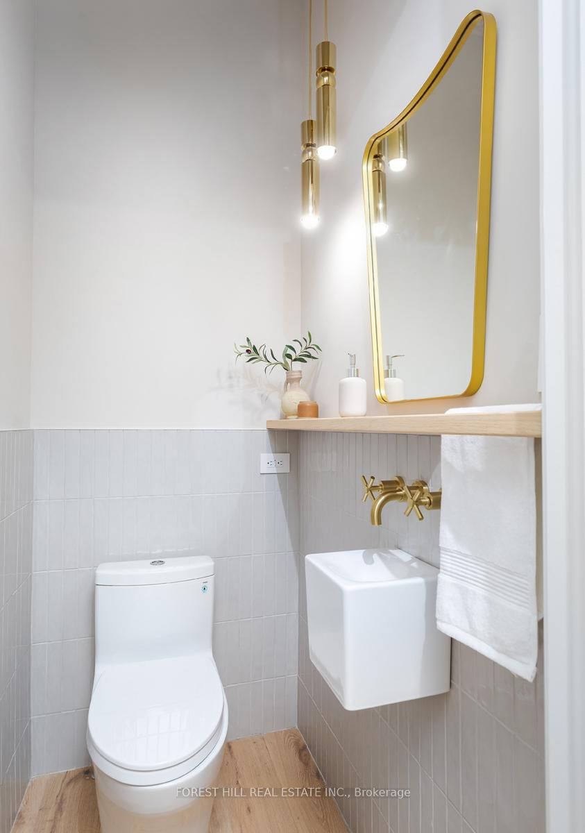 61 Foxley Street • Toronto, ON photo 24